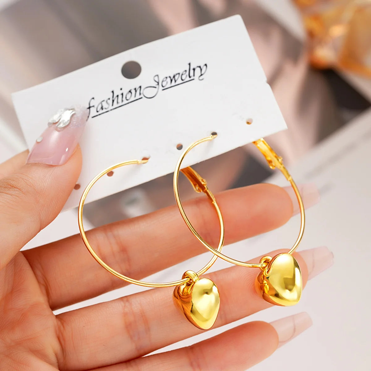 New Heart Pendant Drop Earrings for Women Fashion Gold Color Design Exaggerate Big Circle Hoops Earring Korean Jewelry Gift